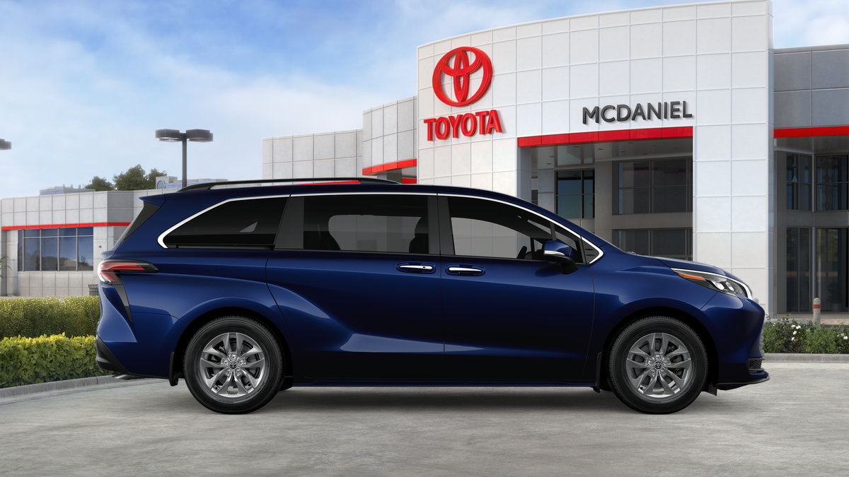New 2026 Toyota Sienna XLE AWD/4WD image 37