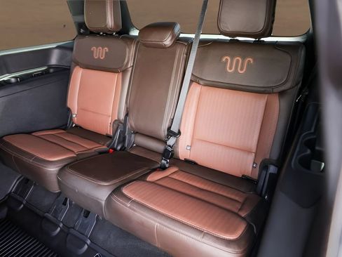 Used 2025 Ford Expedition King Ranch AWD/4WD image 24