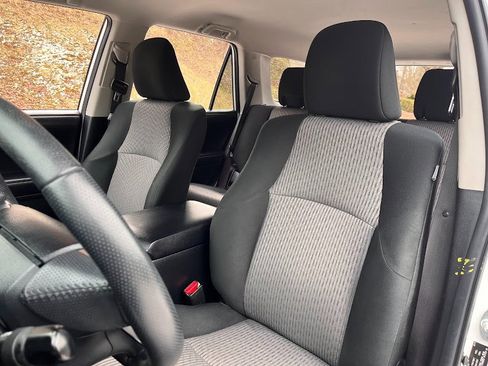 Used 2019 Toyota 4Runner SR5 image 9