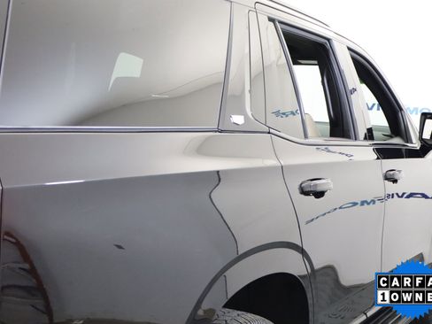 Used 2024 Cadillac Escalade Sport image 6