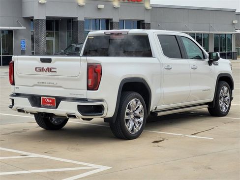 Used 2024 GMC Sierra 1500 Denali w/ Denali Reserve Package image 4
