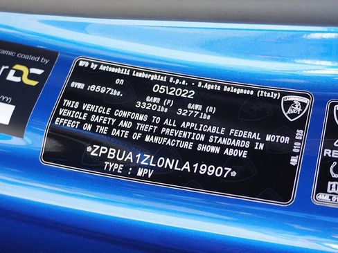 Used 2022 Lamborghini Urus image 74