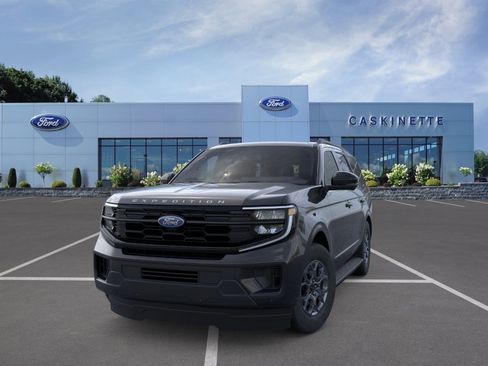 New 2026 Ford Expedition Active AWD/4WD image 2