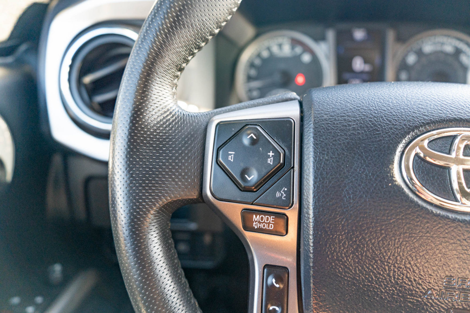 Certified 2019 Toyota Tacoma SR5 RWD image 26