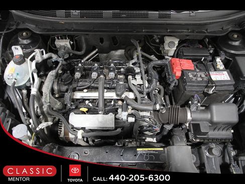 Used 2024 Nissan Kicks SR w/ Exterior Package FWD image 19