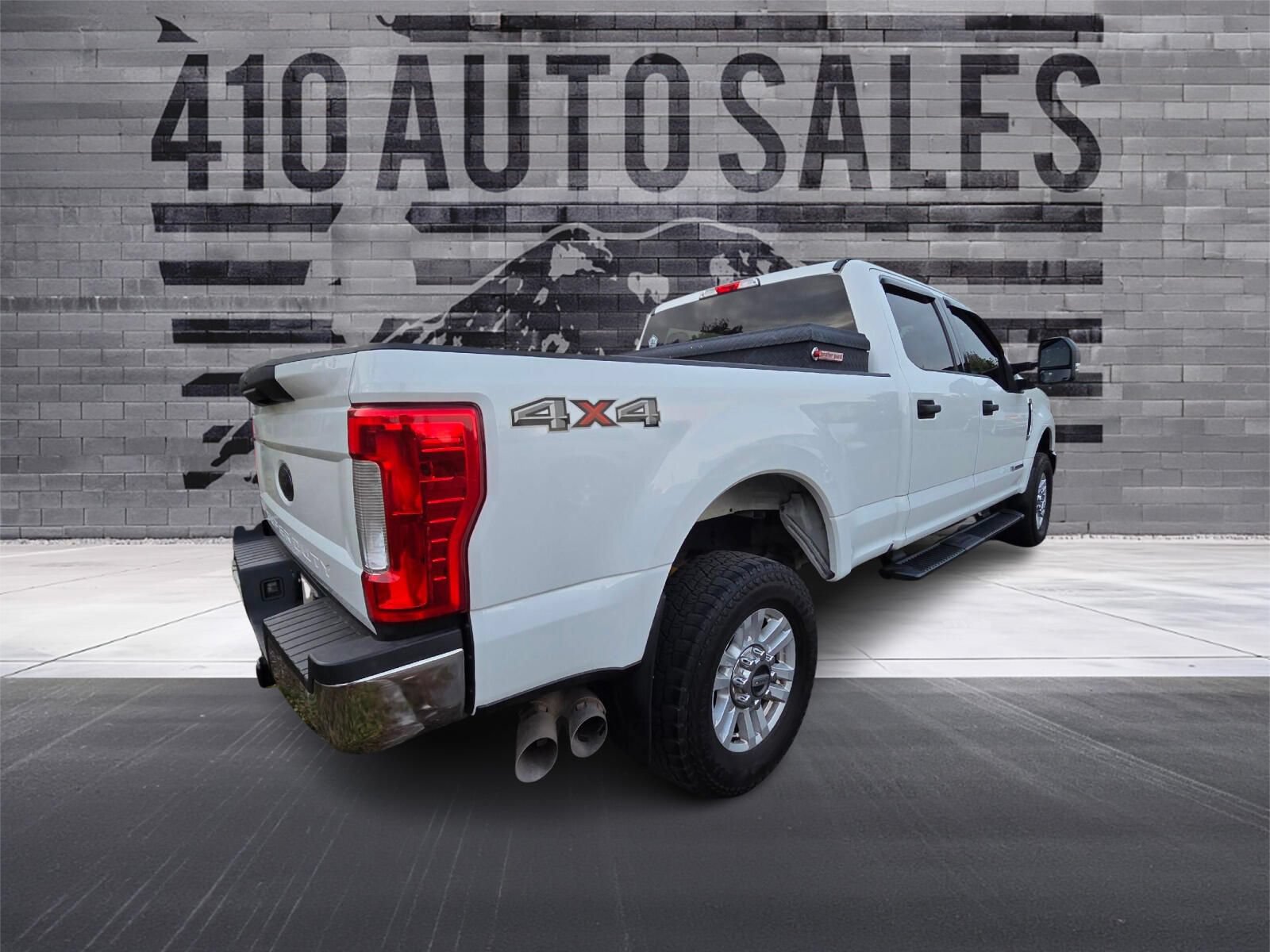 Used 2019 Ford F250 XLT AWD/4WD image 3