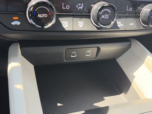 Certified 2023 Honda Accord EX image 32
