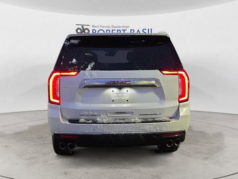 Used 2021 GMC Yukon XL Denali image 4