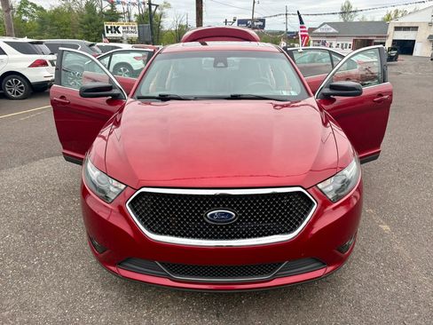 Used 2013 Ford Taurus SHO AWD/4WD image 10