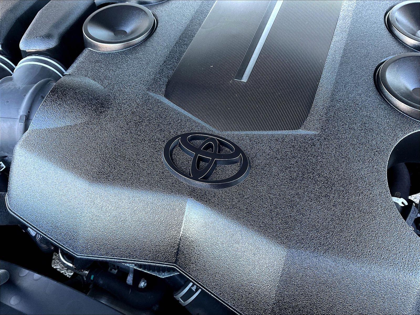 Used 2021 Toyota 4Runner SR5 Premium w/ Moonroof Package AWD/4WD image 31