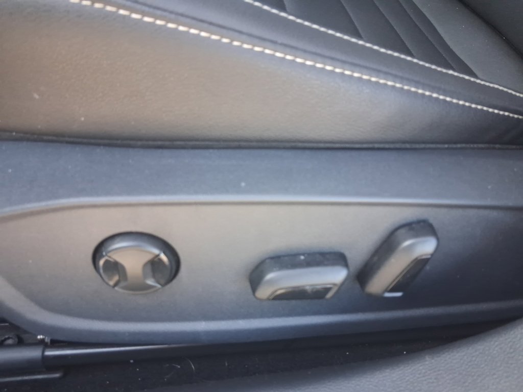 Used 2022 Volkswagen Jetta SE FWD image 21