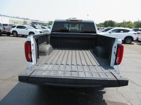 Used 2021 GMC Sierra 1500 SLT w/ SLT Premium Plus Package AWD/4WD image 7