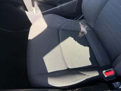 Used 2021 Toyota Corolla SE w/ Carpet Mat Package (TMS) FWD image 29