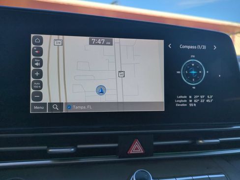 Used 2025 Hyundai Elantra SEL FWD image 25
