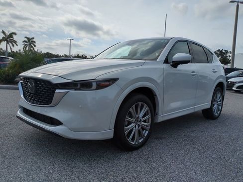 Used 2023 MAZDA CX-5 Signature image 2