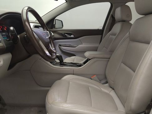 Used 2018 GMC Acadia SLT FWD image 17