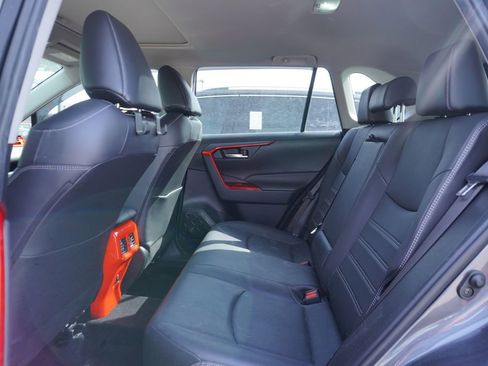 Used 2019 Toyota RAV4 XLE Premium w/ Cold Weather Package image 4