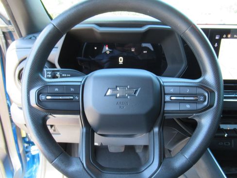 Used 2023 Chevrolet Colorado Trail Boss w/ LPO, Dark Essentials Package AWD/4WD image 22