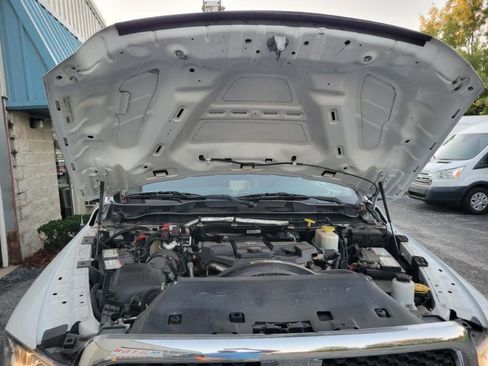 Used 2017 RAM 5500 Tradesman w/ Power & Remote Entry Group image 47