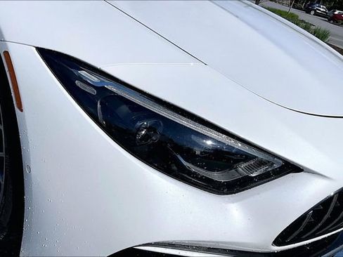 Certified 2022 Mercedes-Benz SL 55 AMG 4MATIC image 33