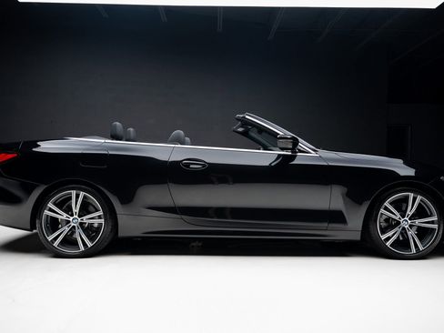 Used 2021 BMW 430i Convertible w/ Premium Package image 36