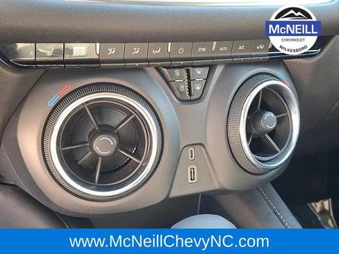 Used 2022 Chevrolet Blazer LT image 13