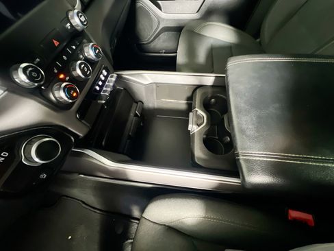 Used 2021 RAM 1500 Big Horn image 25