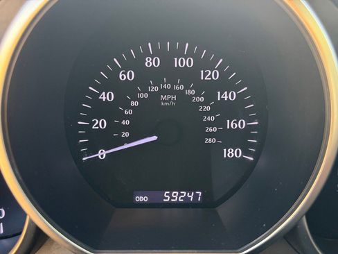 Used 2010 Lexus SC 430 Convertible image 34