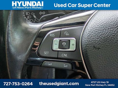 Used 2020 Volkswagen Passat 2.0T R-Line FWD image 29