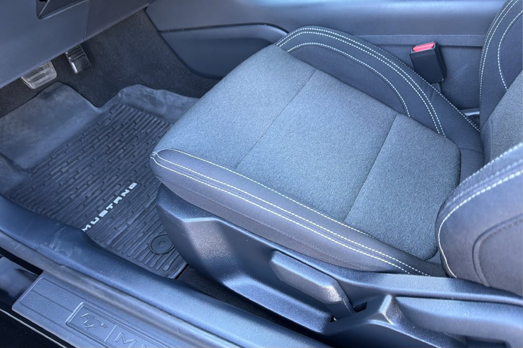 Used 2024 Ford Mustang GT RWD image 19