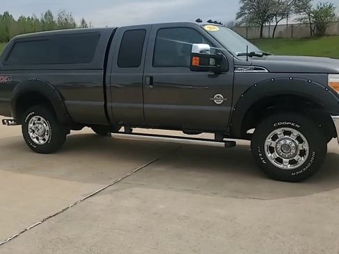 Used 2016 Ford F250 Lariat w/ Chrome Package image 2