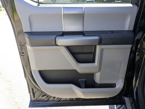 Used 2020 Ford F150 XLT w/ Equipment Group 302A Luxury AWD/4WD image 26