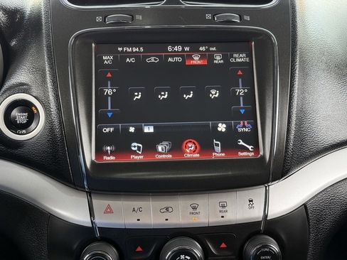 Used 2019 Dodge Journey SE image 35