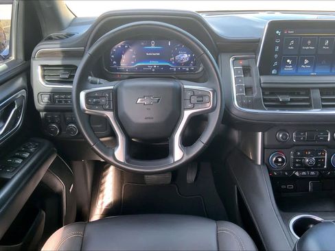 Used 2024 Chevrolet Tahoe Z71 w/ Luxury Package image 5