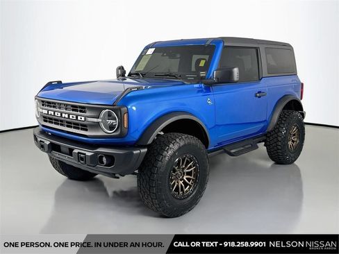 Used 2023 Ford Bronco Black Diamond AWD/4WD image 1