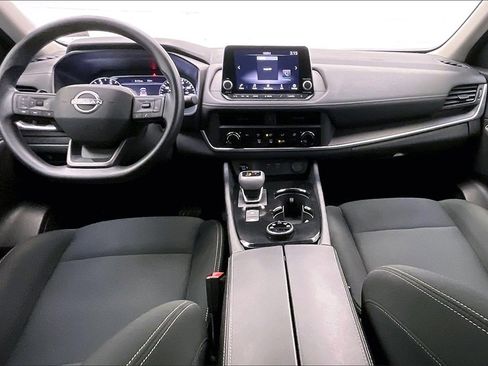 Certified 2025 Nissan Rogue S image 14