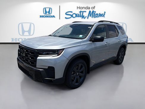New 2026 Honda Pilot Sport image 3