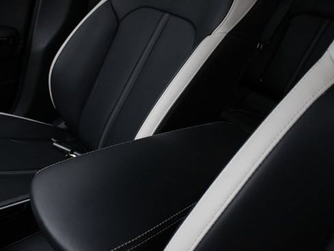 Used 2025 Kia K5 GT-Line w/ GT-Line Premium Package FWD image 15