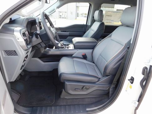 New 2025 Ford F150 Lariat w/ Equipment Group 501A Mid image 17