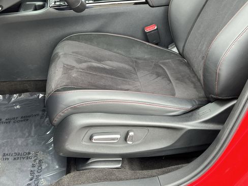 Certified 2025 Acura ADX A-Spec image 11