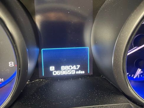 Used 2018 Subaru Outback 2.5i Limited AWD/4WD image 10