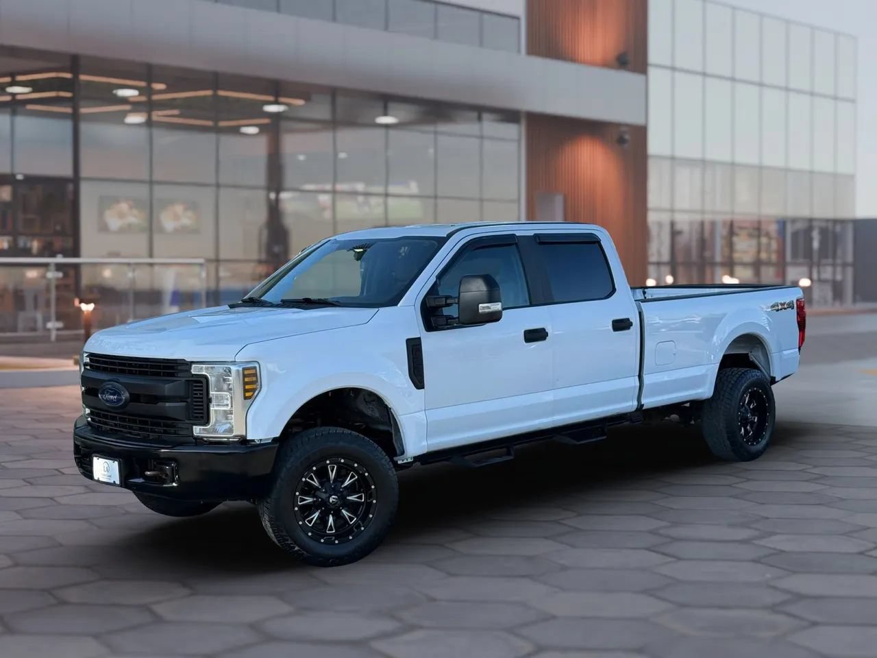 Used 2019 Ford F250 XL w/ Power Equipment Group AWD/4WD image 2
