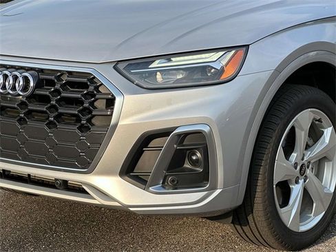 Certified 2025 Audi Q5 2.0T Premium Plus image 8