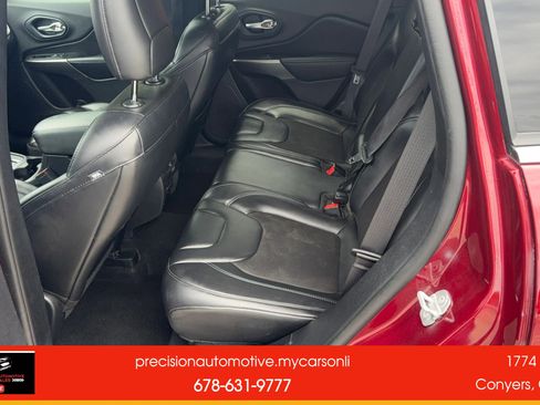 Used 2020 Jeep Cherokee Latitude Plus FWD image 15