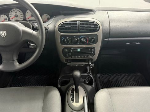 Used 2005 Dodge Neon SXT image 24