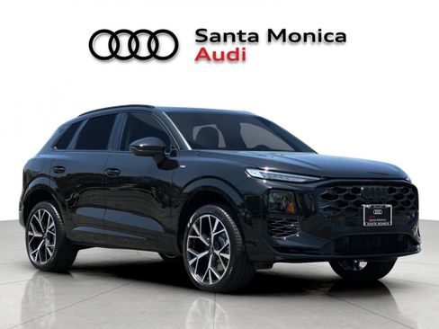 New 2026 Audi Q3 quattro 2.0T AWD/4WD image 7
