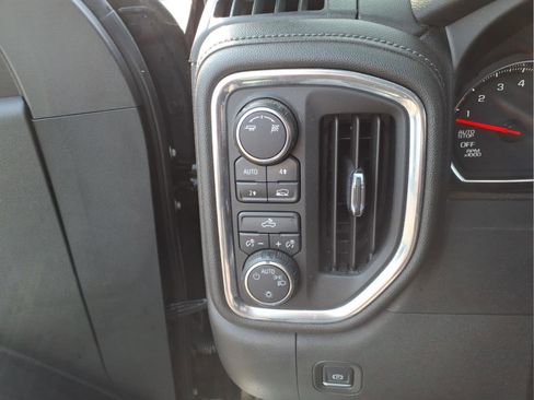 Used 2019 Chevrolet Silverado 1500 LT w/ All-Star Edition image 10