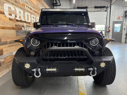 Used 2017 Jeep Wrangler Unlimited Sport AWD/4WD image 4