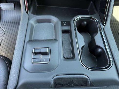 New 2025 GMC Sierra 2500 AT4 w/ AT4 Premium Plus Package image 14