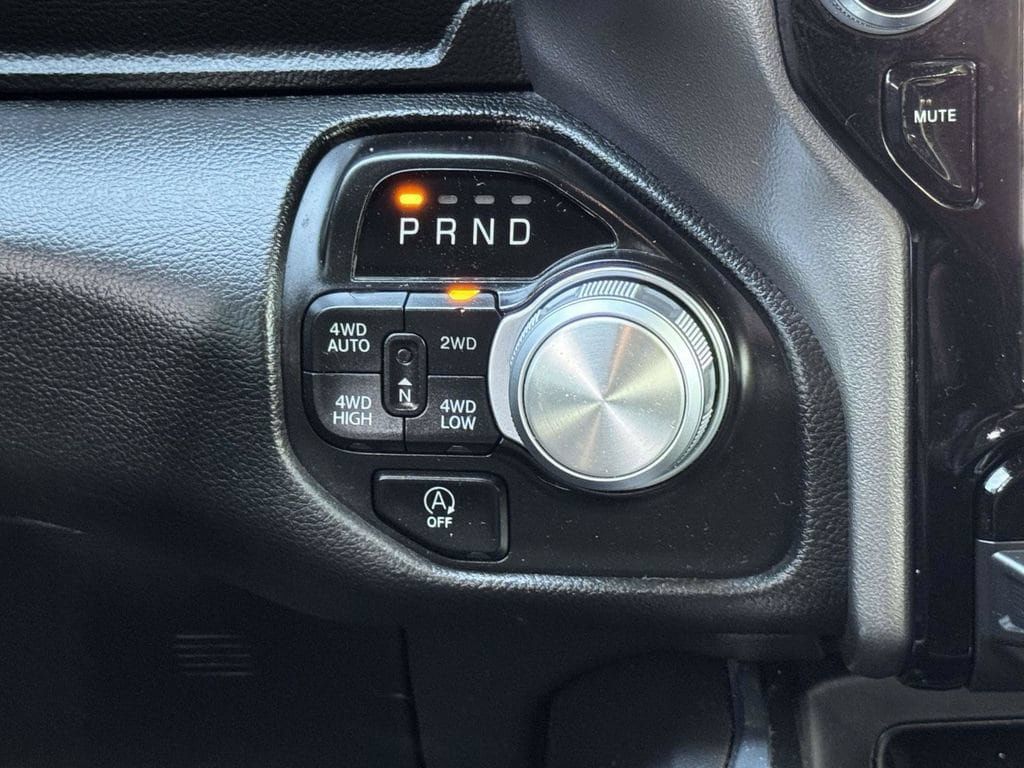Used 2023 RAM 1500 Laramie AWD/4WD image 8